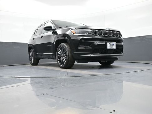 Used 2023 Jeep Compass High Altitude AWD/4WD image 26