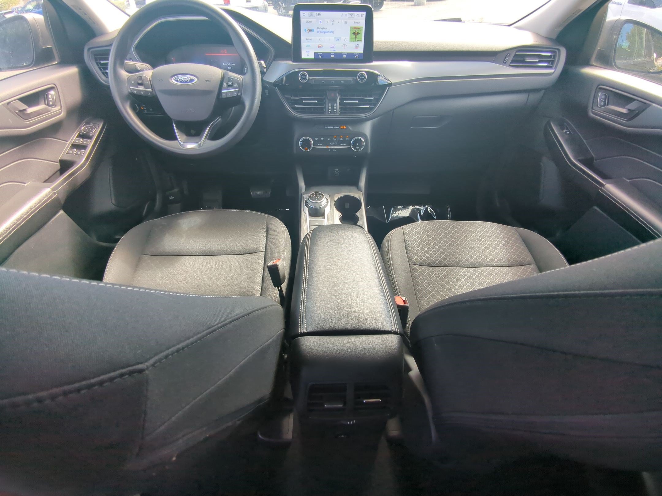 Certified 2025 Ford Escape Active AWD/4WD image 30