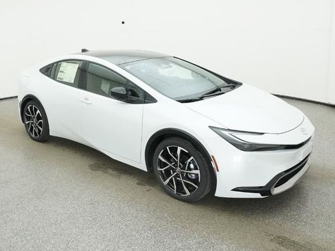 New 2025 Toyota Prius Plug-In Hybrid FWD image 51