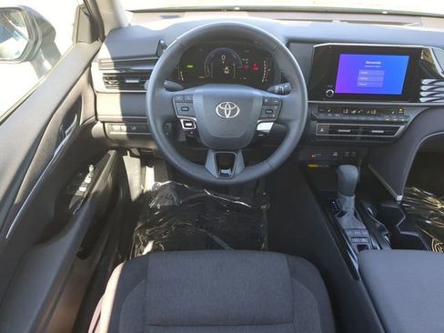 Certified 2025 Toyota Camry LE w/ Convenience Package FWD image 15