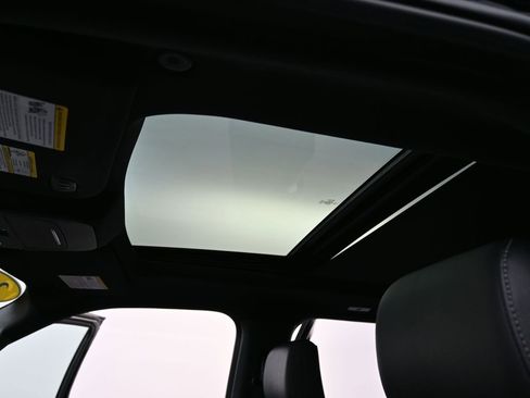 Used 2023 Ford F150 Lariat w/ Equipment Group 502A High image 14