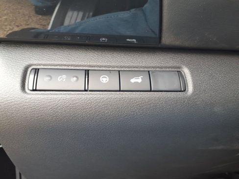 New 2026 Nissan Pathfinder SV image 18