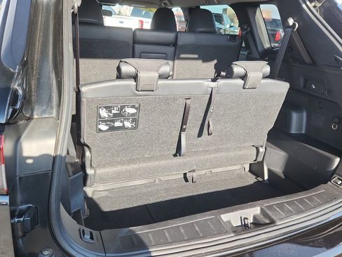 Used 2023 Mitsubishi Outlander SE image 14