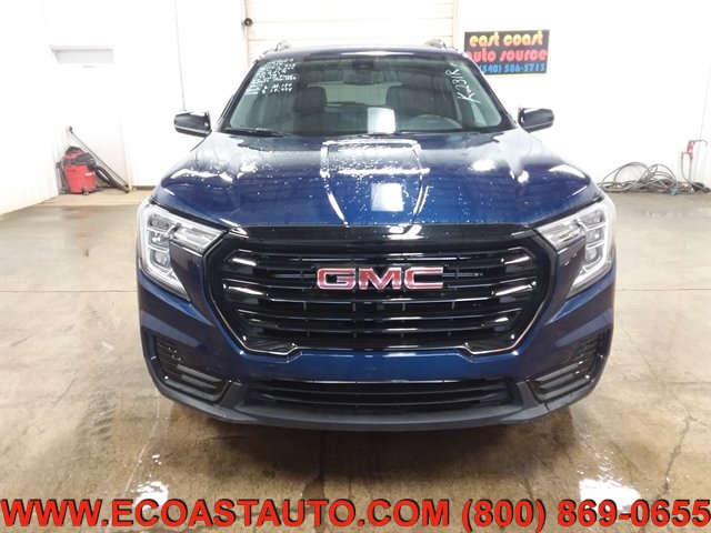 Used 2023 GMC Terrain SLE w/ Driver Convenience Package FWD image 5