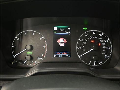 Used 2025 Toyota Corolla LE image 6