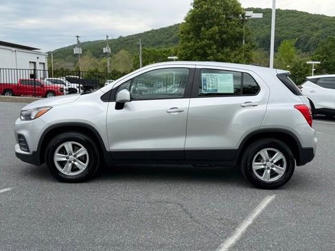 Certified 2017 Chevrolet Trax LS AWD/4WD image 4