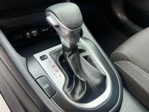 Used 2020 Kia Forte LXS FWD image 13
