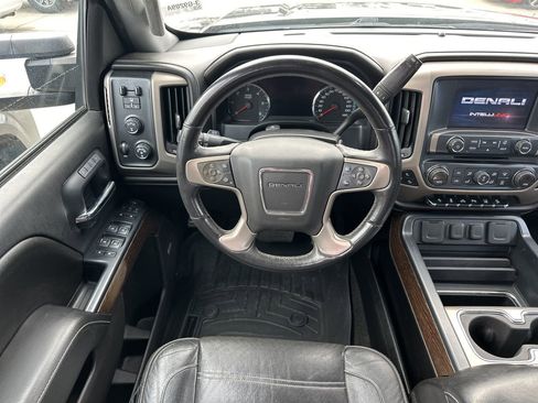 Used 2017 GMC Sierra 2500 Denali w/ Suspension Package, Off-Road image 11