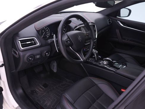 Used 2024 Maserati Ghibli Modena Q4 AWD/4WD image 6