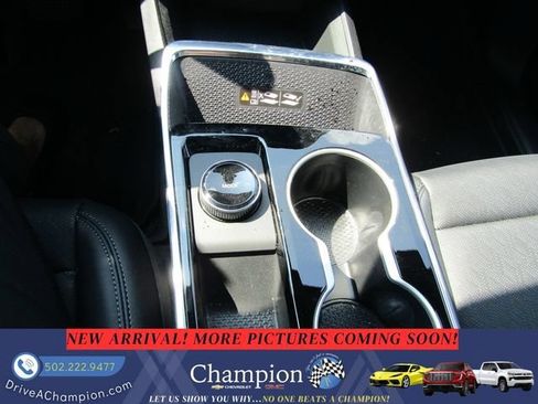 Used 2026 Chevrolet Equinox LT w/ Convenience Package II AWD/4WD image 8