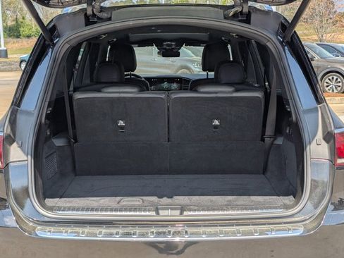 Used 2021 Mercedes-Benz GLS 450 4MATIC image 10