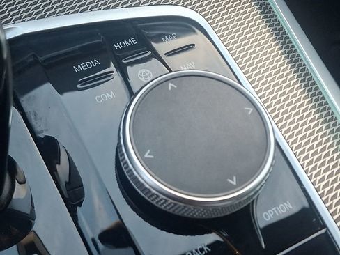 Certified 2022 BMW X5 xDrive40i w/ M Sport Package image 27