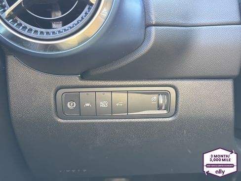 Used 2025 Chevrolet Equinox EV LT w/ LPO, Blackout Package AWD/4WD image 15