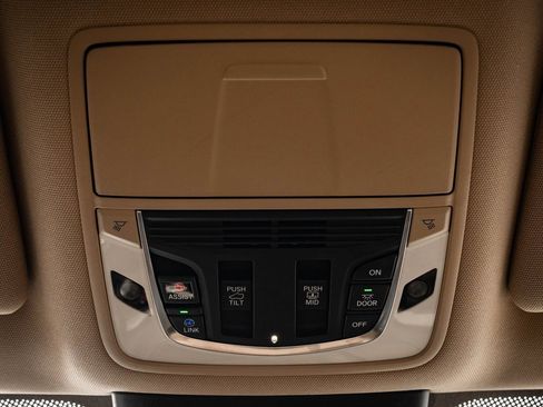 Certified 2023 Acura MDX FWD w/ Technology Package image 39