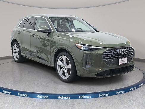 New 2025 Audi Q5 Prestige image 3