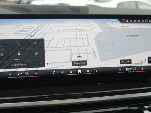 Used 2025 BMW X5 M60i image 19