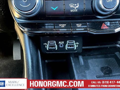 Used 2022 Dodge Durango R/T w/ Trailer Tow Group IV image 16