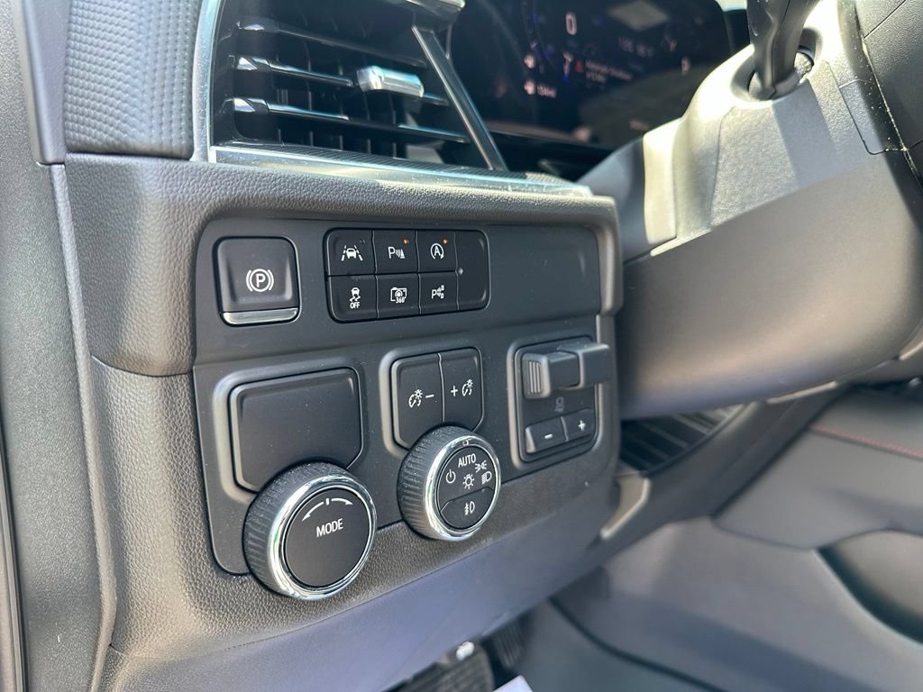 Used 2025 Chevrolet Tahoe RST w/ Comfort Package RWD image 37