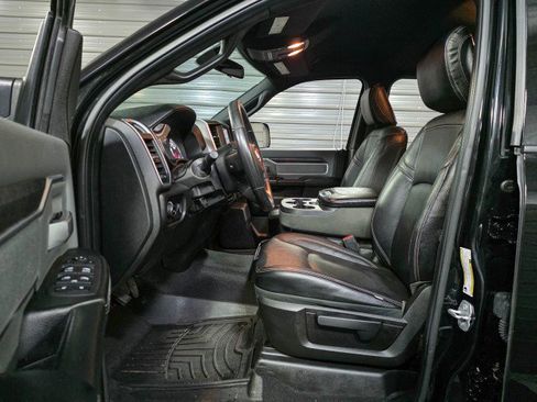 Used 2022 RAM 2500 Big Horn RWD image 15