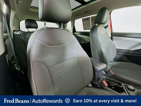 Used 2023 Volkswagen Taos SE w/ Panoramic Sunroof Package AWD/4WD image 34