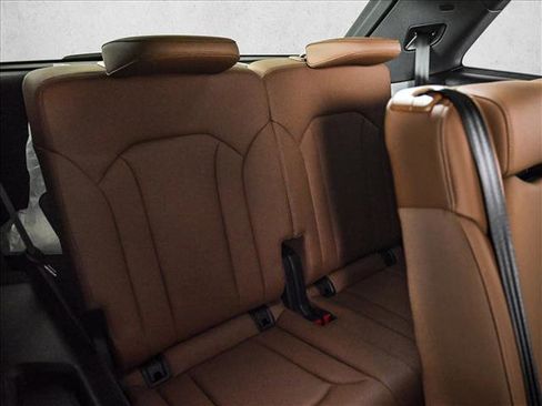 Certified 2025 Audi Q7 2.0T Premium Plus w/ Premium Plus Package image 22