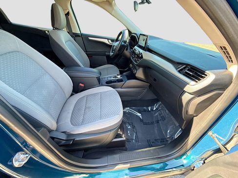Used 2020 Ford Escape SE Sport image 14