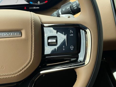 New 2025 Land Rover Range Rover Sport Dynamic SE image 18