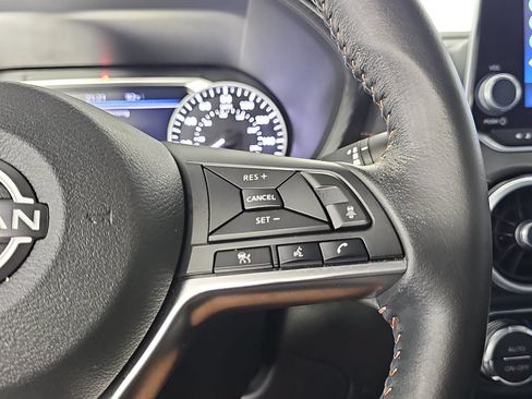 Used 2024 Nissan Sentra SR FWD image 17