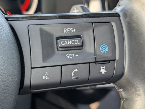 Used 2022 Nissan Pathfinder Platinum w/ Cargo Package image 24