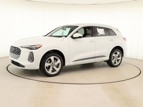 New 2025 Audi Q5 Premium Plus image 13