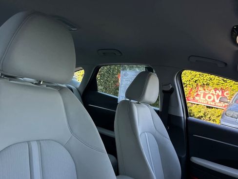 Used 2023 Hyundai Sonata SEL image 18