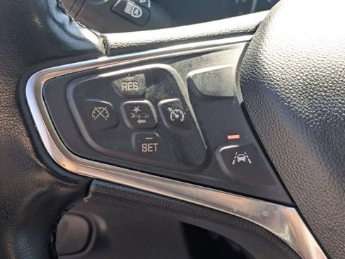 Used 2024 Chevrolet Equinox LT AWD/4WD image 17