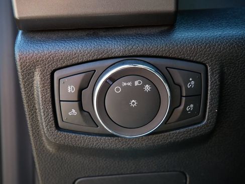 Certified 2019 Ford F150 XLT w/ Equipment Group 302A Luxury AWD/4WD image 17