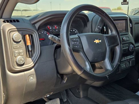 Used 2026 Chevrolet Silverado 2500 Custom w/ Custom Value Package AWD/4WD image 10