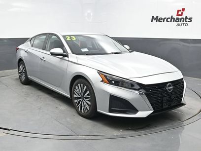Used 2023 Nissan Altima 2.5 SV