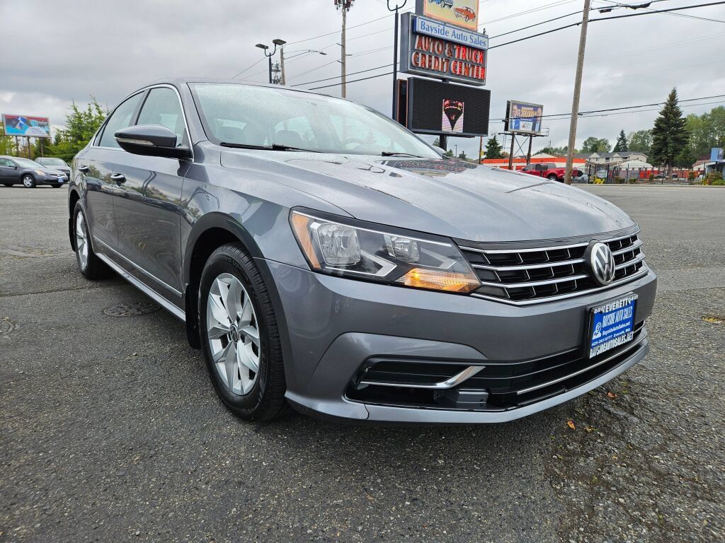 Used 2017 Volkswagen Passat 1.8T S FWD image 6