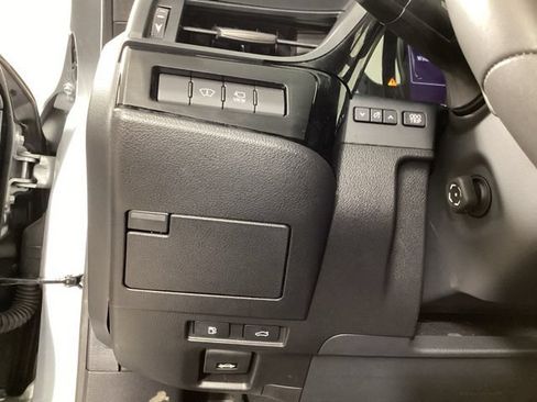 Used 2024 Lexus ES 350 Ultra Luxury FWD image 12