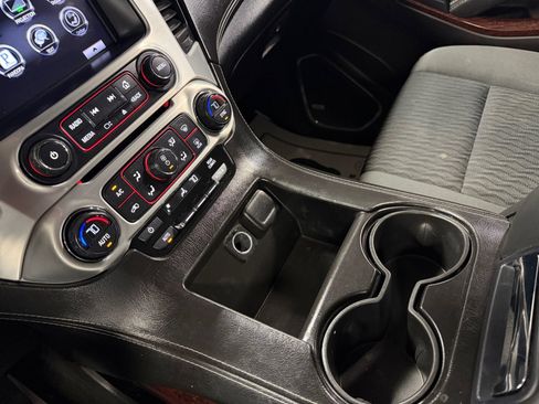 Used 2016 GMC Yukon XL SLE w/ HD Trailering Package AWD/4WD image 32