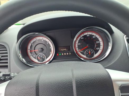 Used 2017 Dodge Grand Caravan SE w/ Power Window Group FWD image 15