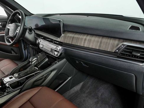 Used 2025 Kia Telluride SX FWD image 24