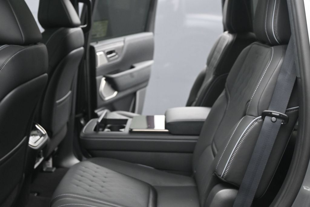 New 2027 INFINITI QX80 Autograph w/ Autograph Exterior Package AWD/4WD image 23