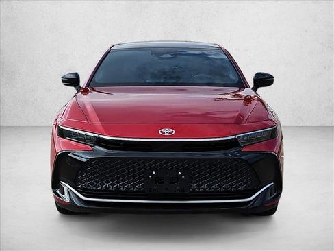 Used 2026 Toyota Crown Limited image 2