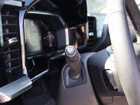 New 2026 GMC Sierra 1500 Elevation image 13