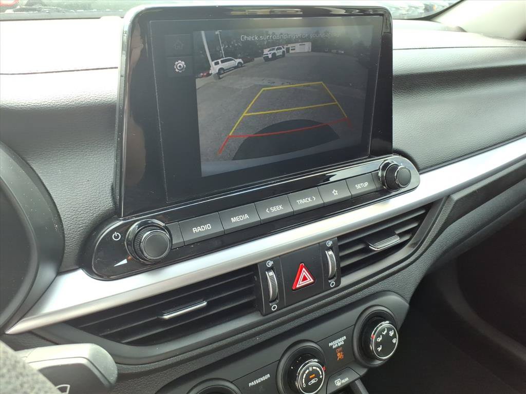 Used 2024 Kia Forte LXS w/ LXS Technology Package FWD image 27