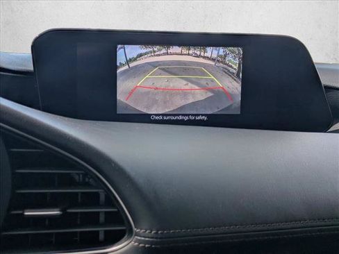 Used 2020 MAZDA MAZDA3 Sedan w/ Preferred Package FWD image 12