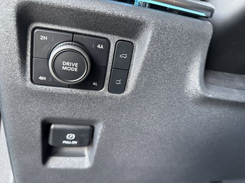 New 2026 Ford Expedition Max Platinum w/ Stealth Appearance Package AWD/4WD image 25