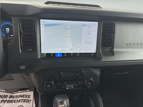 New 2025 Ford Bronco Badlands AWD/4WD image 17