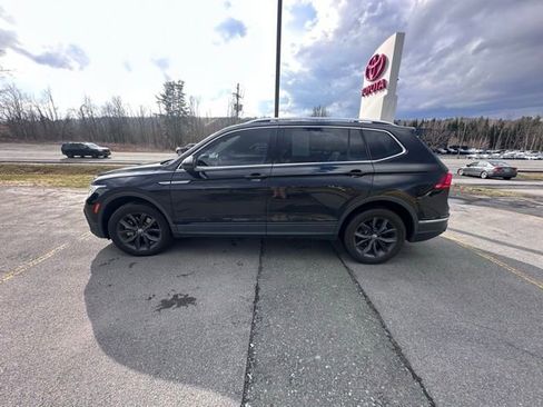 Used 2022 Volkswagen Tiguan SE image 6