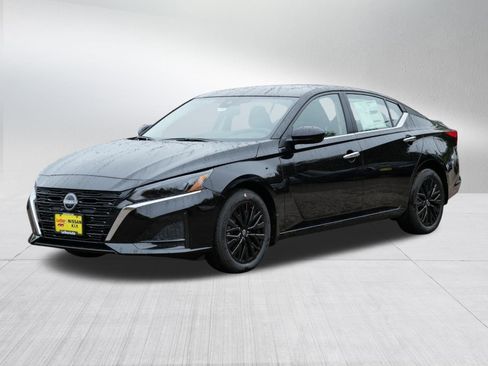 New 2025 Nissan Altima 2.5 SV w/ SV Special Edition Package image 4