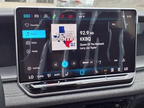 New 2026 Volkswagen Tiguan S FWD image 14